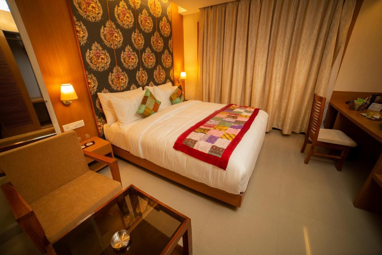 Abhyagama Hotel Дигха Экстерьер фото