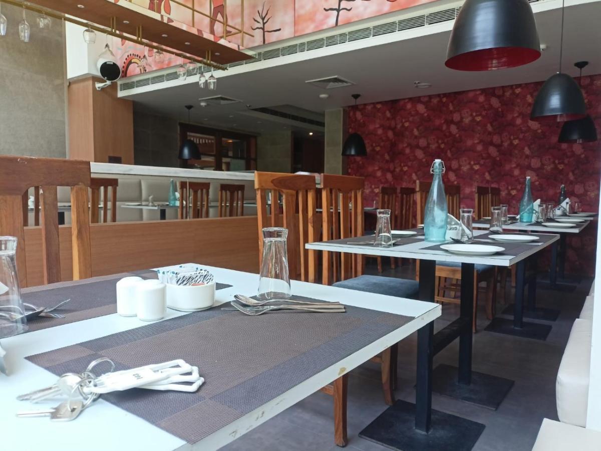 Abhyagama Hotel Дигха Экстерьер фото