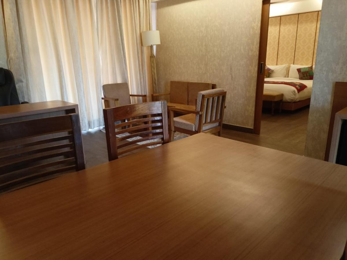 Abhyagama Hotel Дигха Экстерьер фото
